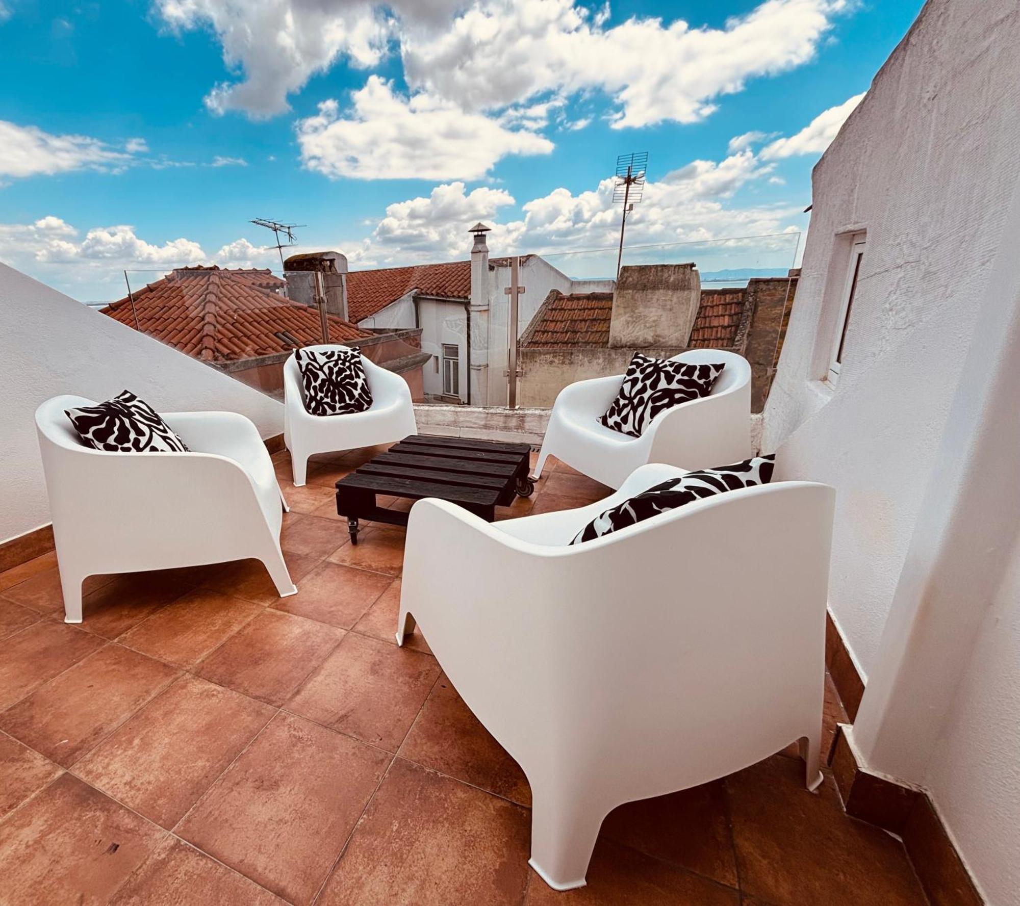 Cosy Alfama Hideout - With Rooftop Terrace Lisbon Exterior photo